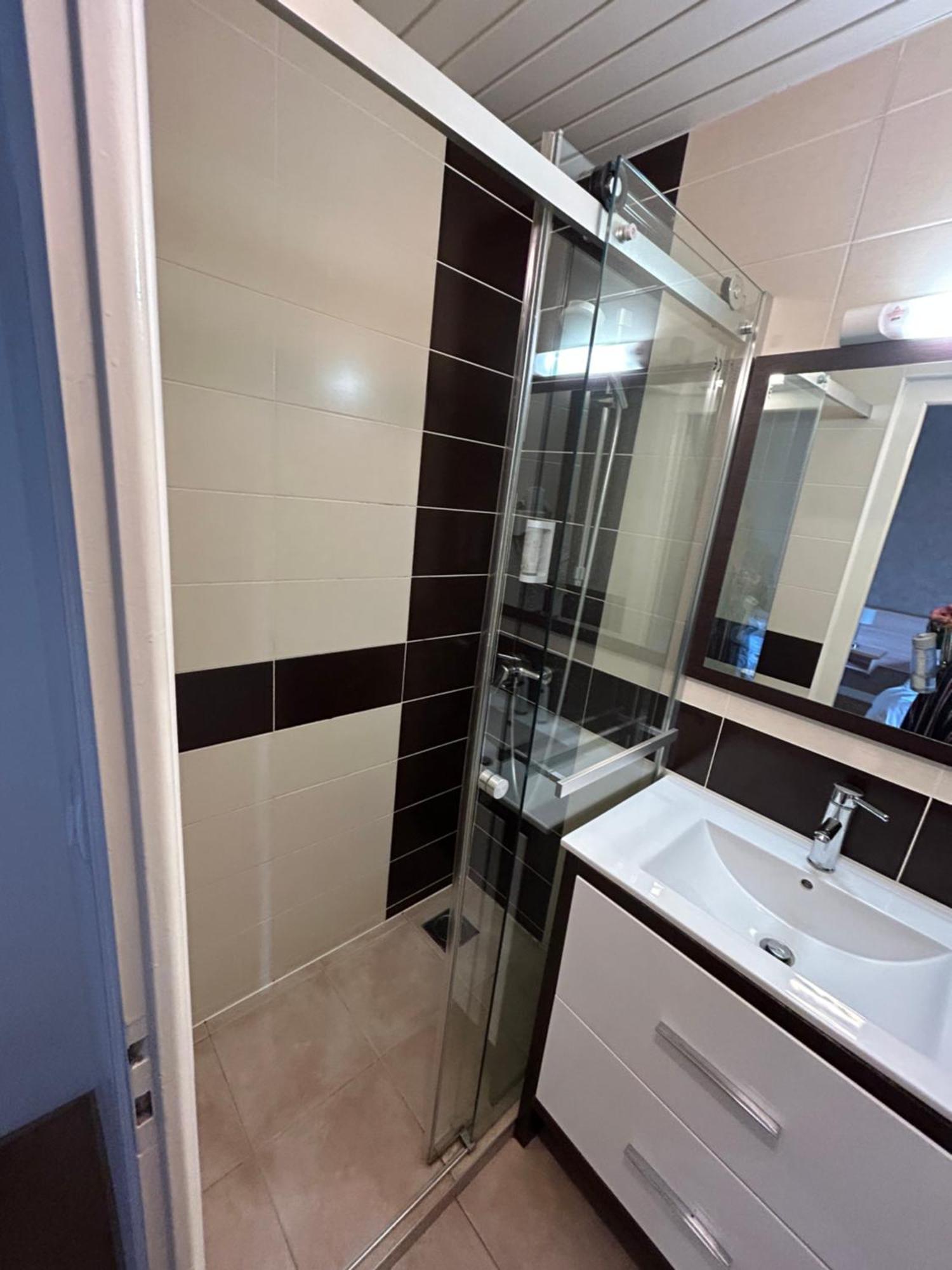 Hotel Le Divona 3*